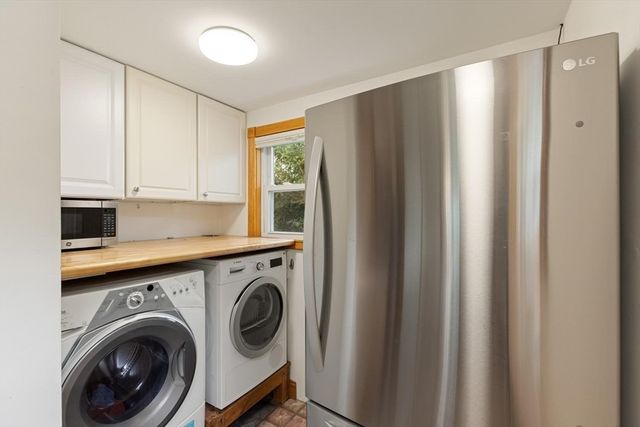 17 Pigeon Hill Street, Rockport, MA 01966