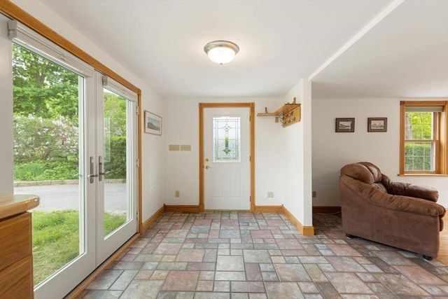 17 Pigeon Hill Street, Rockport, MA 01966
