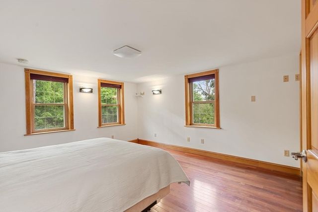 17 Pigeon Hill Street, Rockport, MA 01966