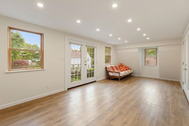 17 Pigeon Hill Street, Rockport, MA 01966