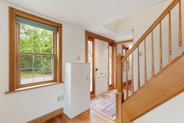 17 Pigeon Hill Street, Rockport, MA 01966