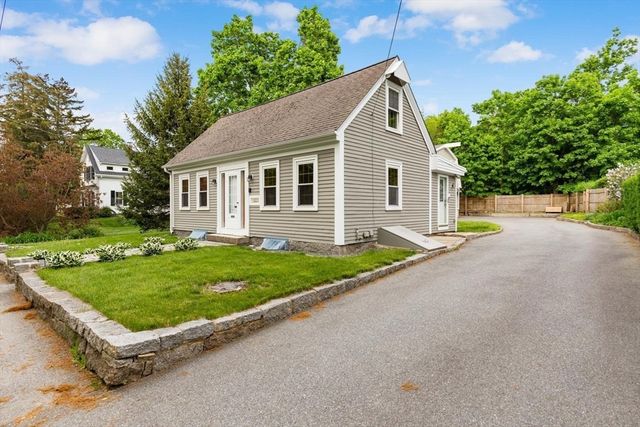 17 Pigeon Hill Street, Rockport, MA 01966