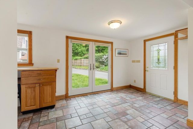 17 Pigeon Hill Street, Rockport, MA 01966