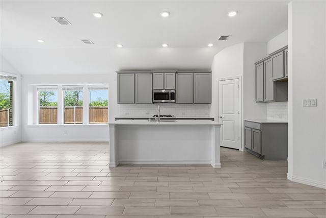 5325 Riverwalk Parkway, Garland, TX 75040