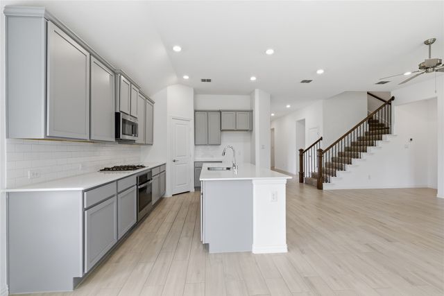 5325 Riverwalk Parkway, Garland, TX 75040