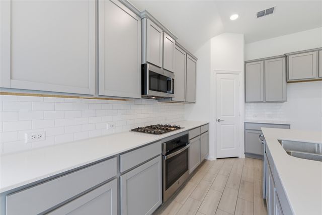 5325 Riverwalk Parkway, Garland, TX 75040