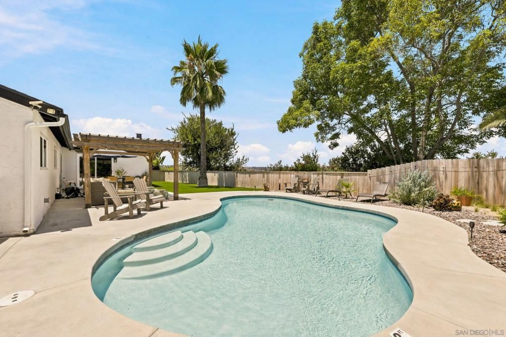 Image 43 of property listing at 5444 Princess View, San Diego, CA 92120