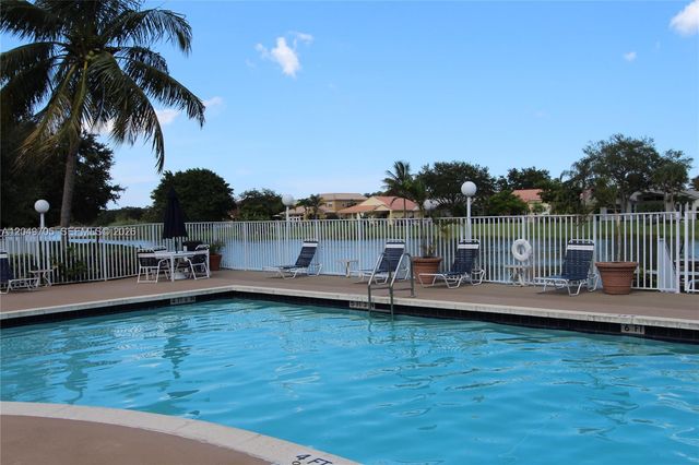 2485 NW 33rd St 1610, Oakland Park, FL 33309