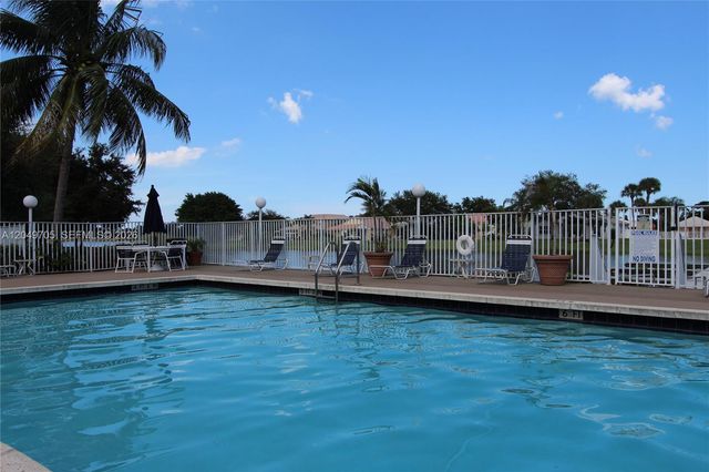 2485 NW 33rd St 1610, Oakland Park, FL 33309