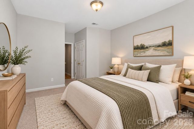 10214 Stoneykirk Lane, Charlotte, NC 28269