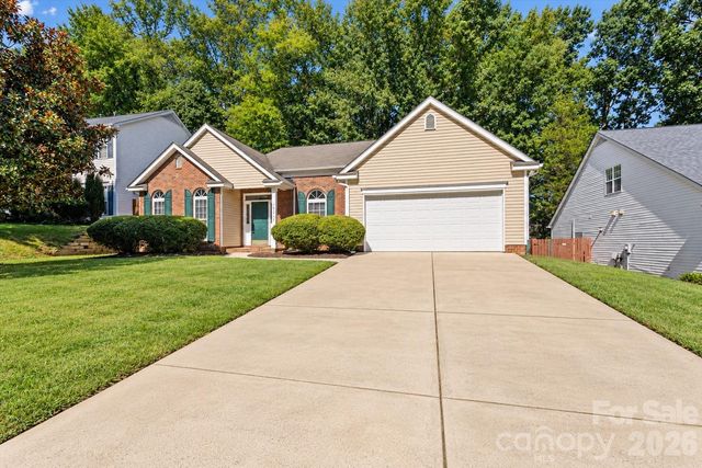 10214 Stoneykirk Lane, Charlotte, NC 28269