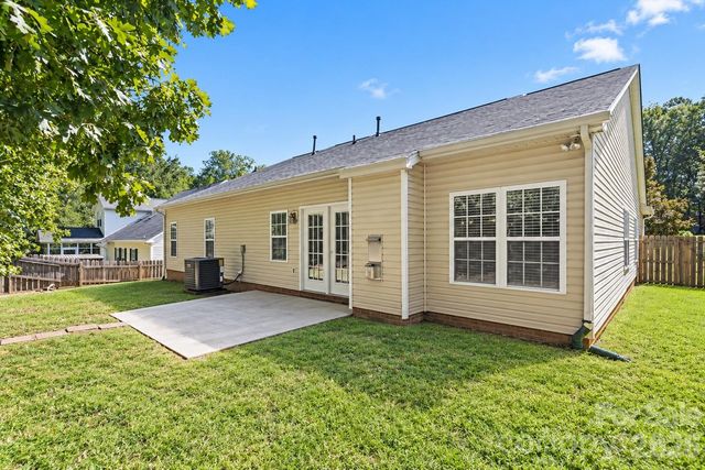 10214 Stoneykirk Lane, Charlotte, NC 28269