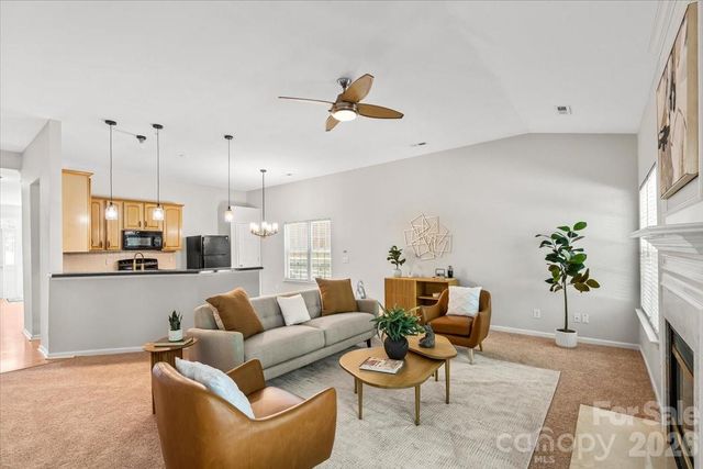 10214 Stoneykirk Lane, Charlotte, NC 28269