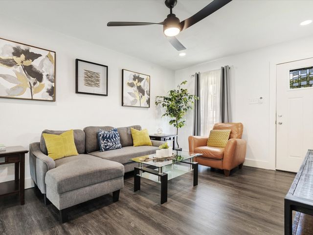 936 Elmwood Drive, Lewisville, TX 75067