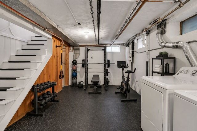 148 Cedar St, Lexington, MA 02421