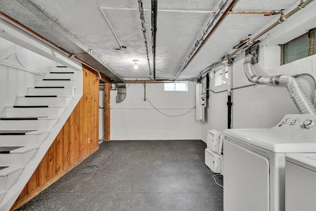 148 Cedar St, Lexington, MA 02421