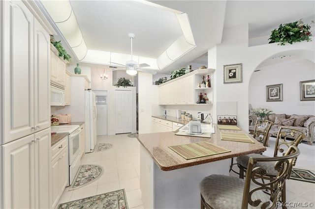 147 Corkwood Boulevard, Homosassa, FL 34446