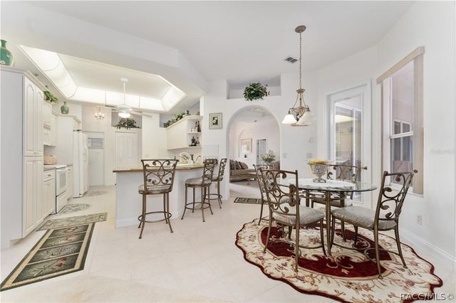 147 Corkwood Boulevard, Homosassa, FL 34446