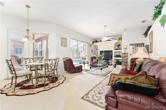 147 Corkwood Boulevard, Homosassa, FL 34446