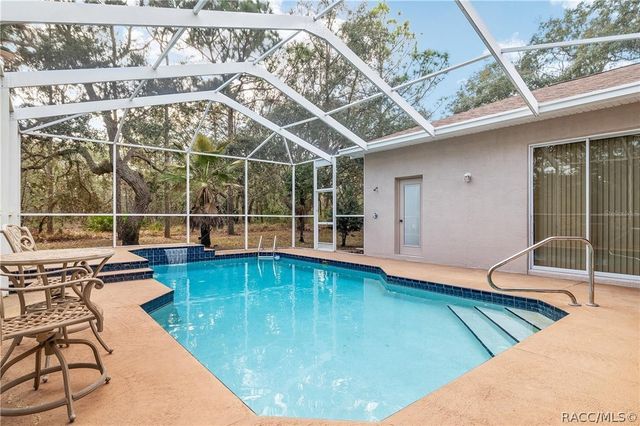 147 Corkwood Boulevard, Homosassa, FL 34446