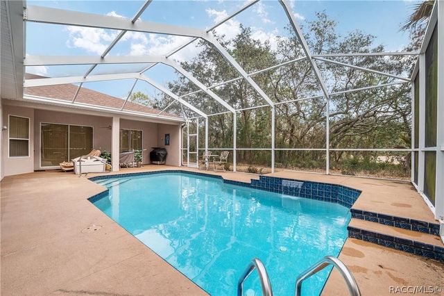 147 Corkwood Boulevard, Homosassa, FL 34446