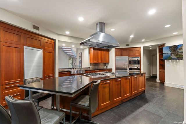 3926 IRON ML, San Antonio, TX 78230