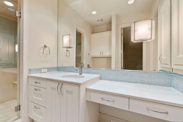 3926 IRON ML, San Antonio, TX 78230