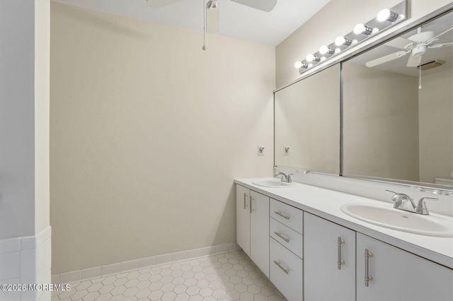 326 Scarlet Court 3206, Toms River, NJ 08753
