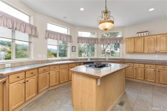 47112 Woodcliff Drive, Banning, CA 92220