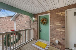 425 S Geyer Road G, Kirkwood, MO 63122