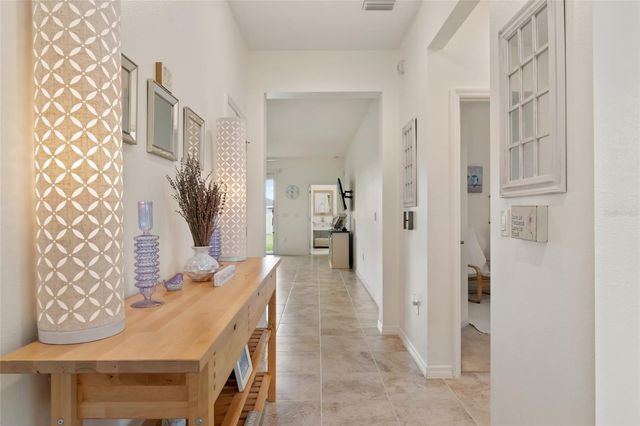 125 SILVER MAPLE ROAD, Groveland, FL 34736