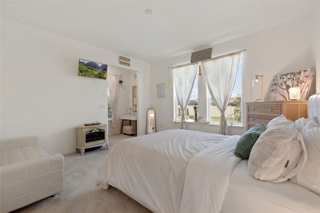 125 SILVER MAPLE ROAD, Groveland, FL 34736