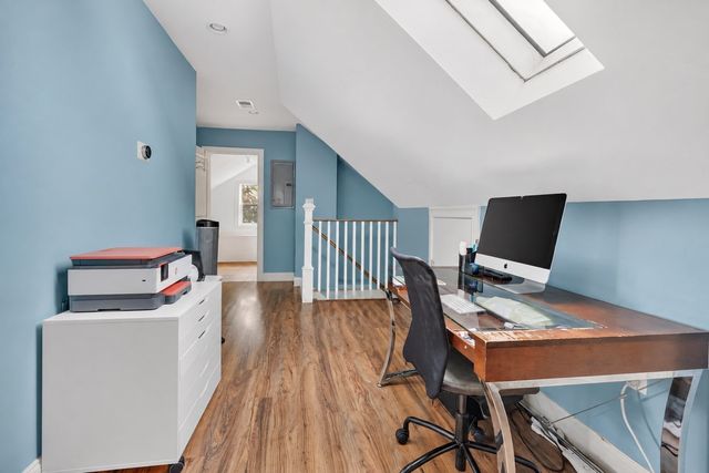 18 Vincent Ave 18, Belmont, MA 02478