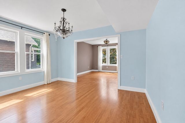 18 Vincent Ave 18, Belmont, MA 02478