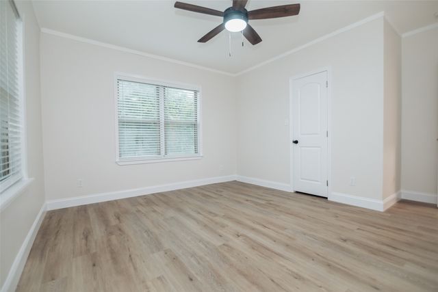 305 Ball Street, Tom Bean, TX 75491