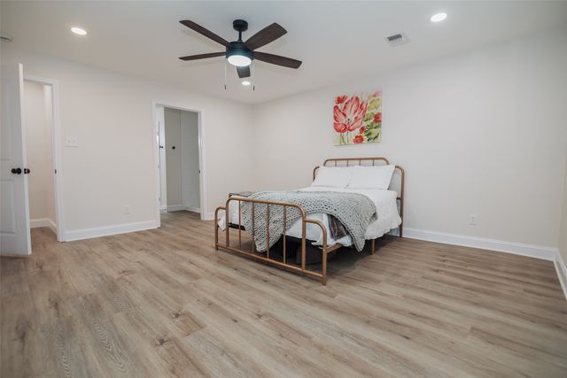 305 Ball Street, Tom Bean, TX 75491