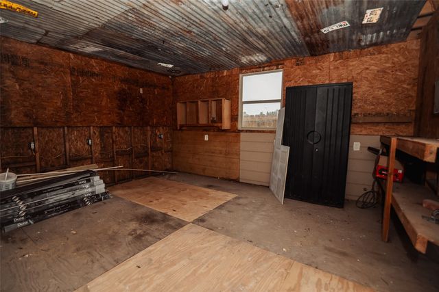 305 Ball Street, Tom Bean, TX 75491