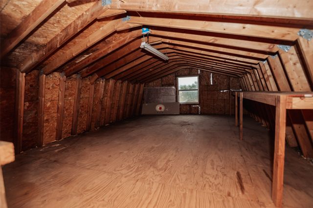 305 Ball Street, Tom Bean, TX 75491