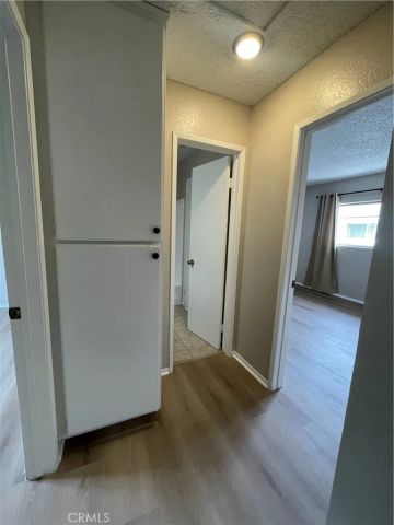 326 W 9th Street B, Upland, CA 91786