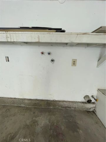 326 W 9th Street B, Upland, CA 91786