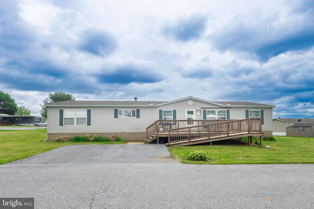 80 COUNTRY ACRES PARK TP, Myerstown, PA 17067