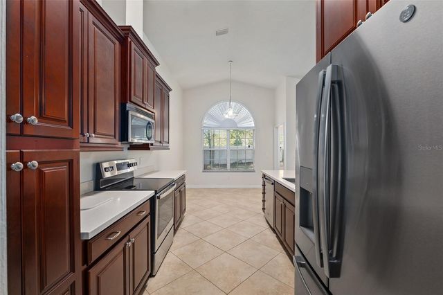 6130 NW 36TH DRIVE, Gainesville, FL 32653