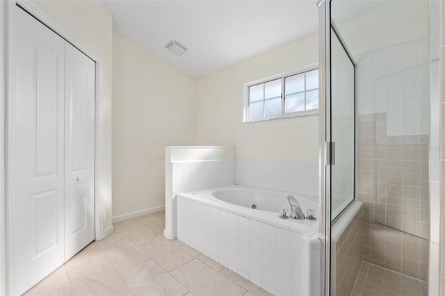 6130 NW 36TH DRIVE, Gainesville, FL 32653