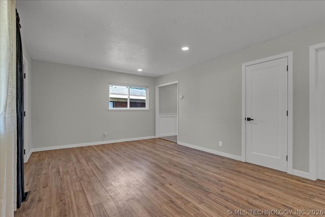 2187 S 76th East Avenue, Tulsa, OK 74129