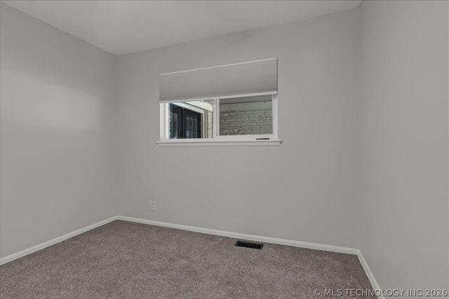 2187 S 76th East Avenue, Tulsa, OK 74129
