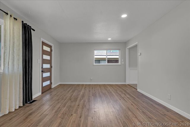 2187 S 76th East Avenue, Tulsa, OK 74129