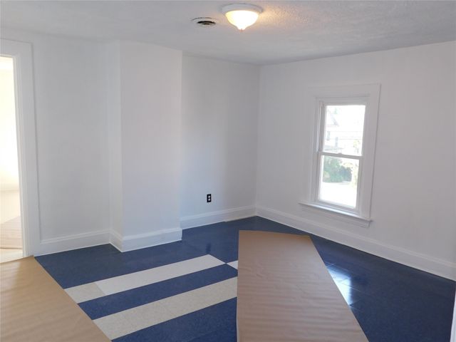 321 WALLACE Street, Erie, PA 16507