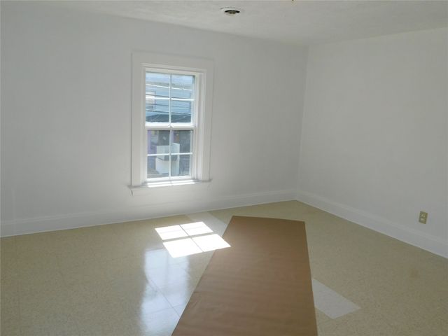 321 WALLACE Street, Erie, PA 16507