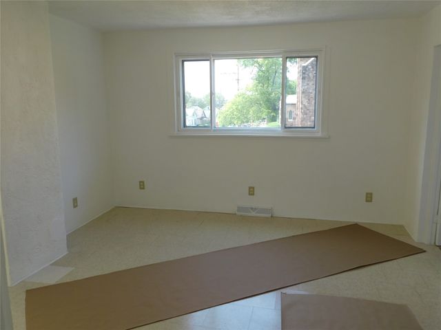 321 WALLACE Street, Erie, PA 16507