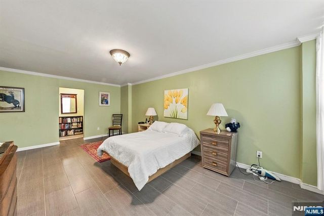 200 Winston Drive L14, Cliffside Park, NJ 07010